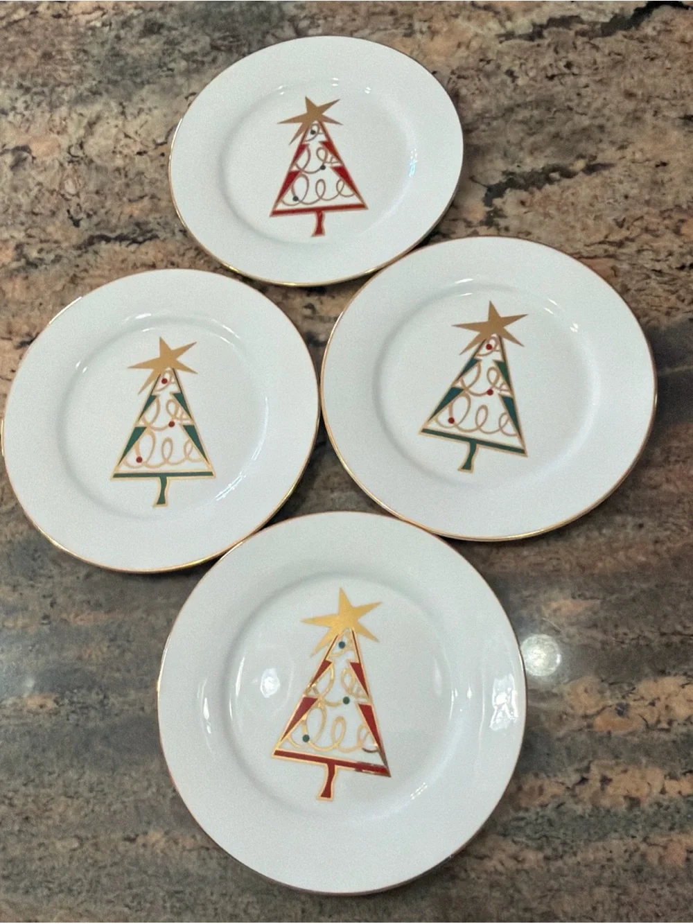 Set of 4 Pier 1 Christmas Tree Holiday Salad Plates 7.5” Green Red Gold Star